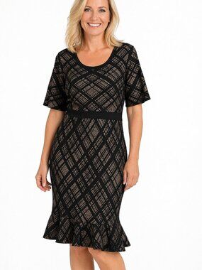 NWT - Large dress, flounce hem. NINA LEONARD. Light academia. Classy. Dressy